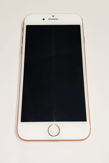 Apple iPhone 8 64GB Ruusukulta - Käytetty