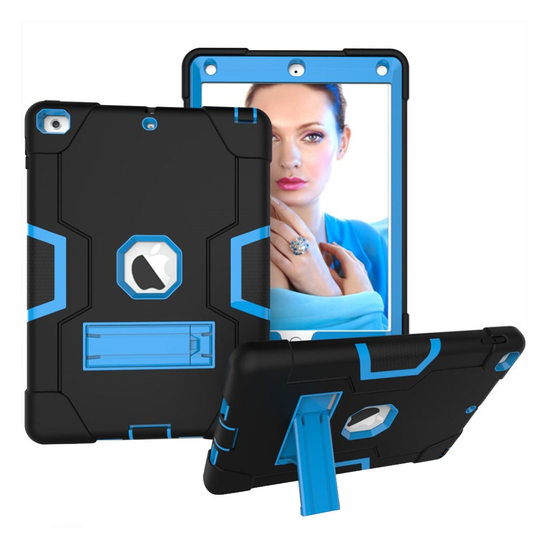 iPad (2018) Hybriidi Muovinen Tabletti Takasuoja Kuori Jalkatuella - Vaalean Sininen/ Musta