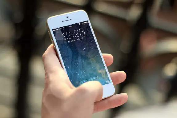 Käytetyt iPhone-puhelimet: Parhaat mallit ja vinkit ostamiseen
